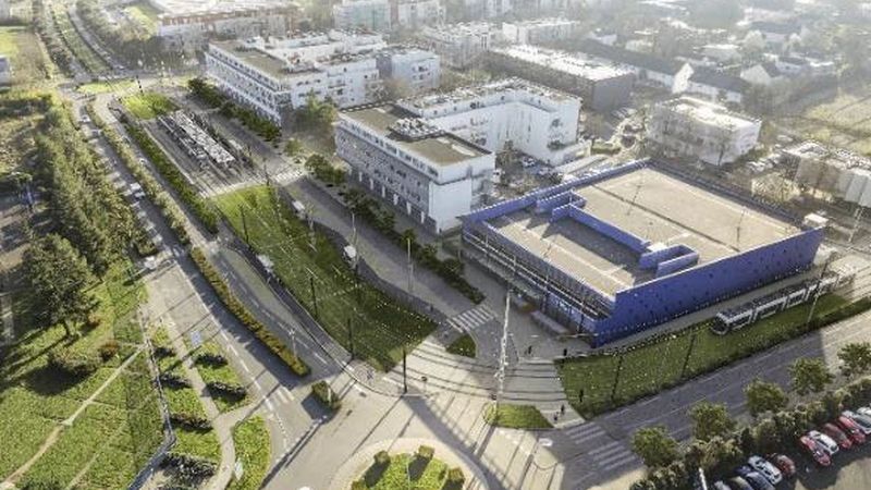 Au terminus François-Mitterrand, une nouvelle voie tramway sera créée qui permettra de gérer les retournements des rames des lignes 1 et 7. Le projet inclut la création d’un 3e quai en station © DR.