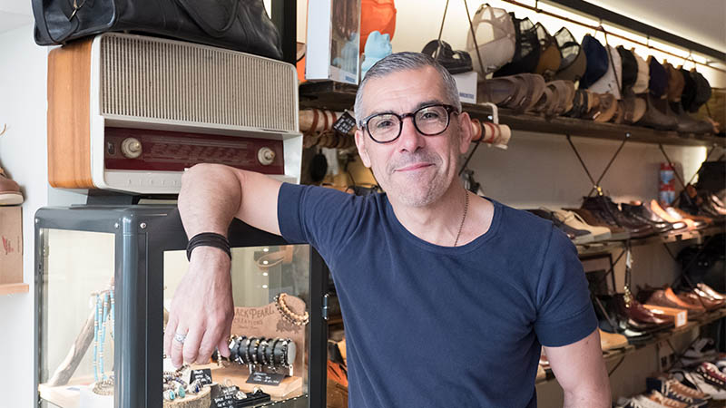 Patrice Guilloux participe à la démarche de Plein centre pour un commerce plus écoresponsable.
